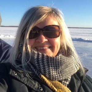 Meet your Posher, Helen